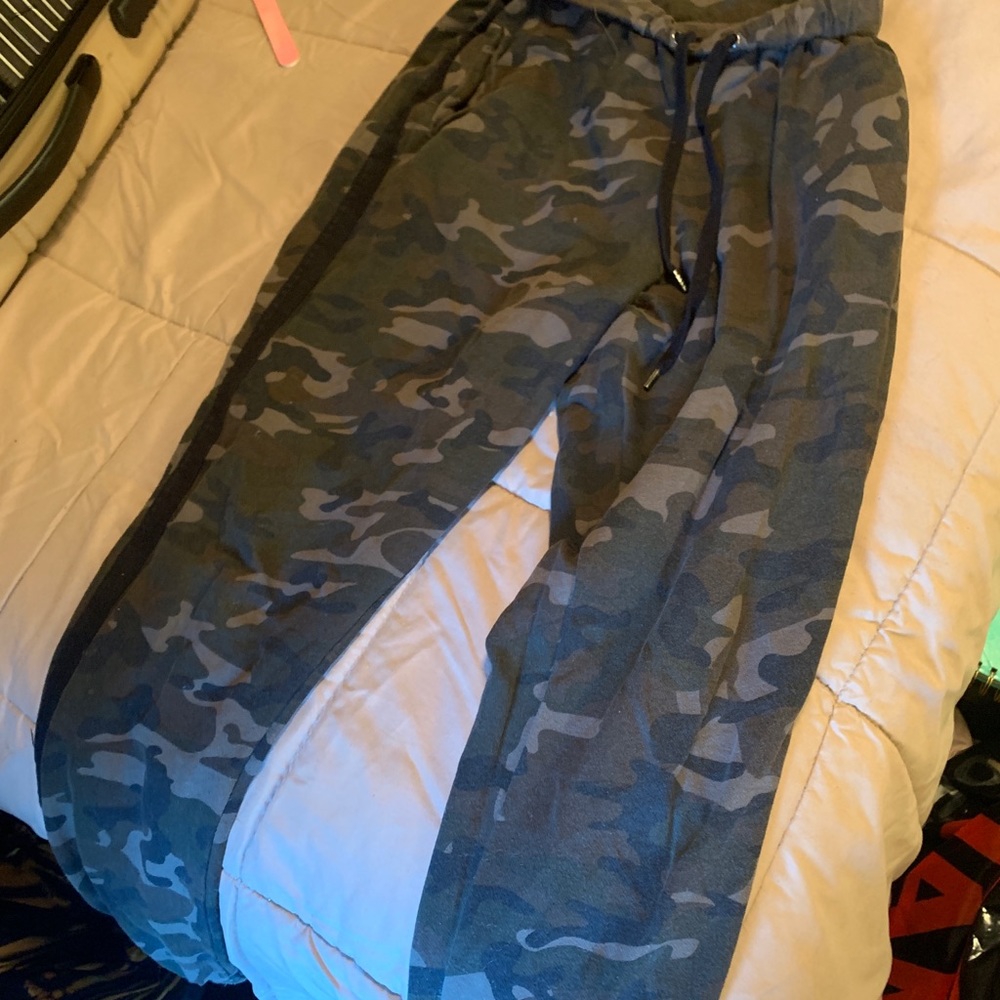 Camo sweats